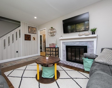 521 5th Avenue - Photo Thumbnail 5