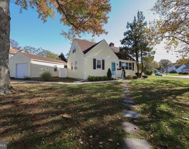 521 5th Avenue - Photo Thumbnail 2