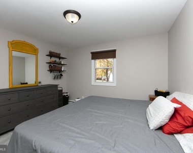 521 5th Avenue - Photo Thumbnail 14