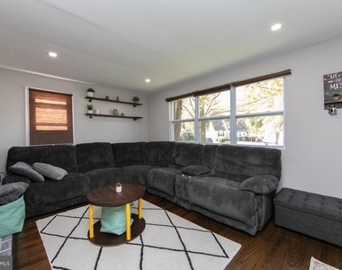 521 5th Avenue - Photo Thumbnail 4