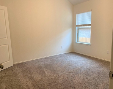 1309 Terrace View Dr - Photo Thumbnail 20