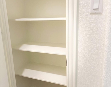 1309 Terrace View Dr - Photo Thumbnail 31