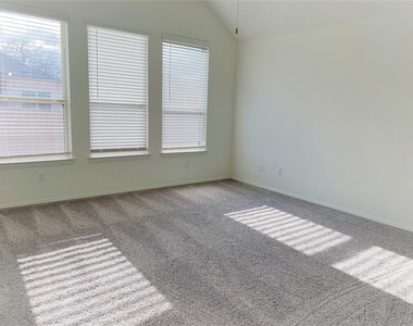1309 Terrace View Dr - Photo Thumbnail 13