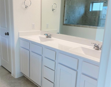 1309 Terrace View Dr - Photo Thumbnail 27