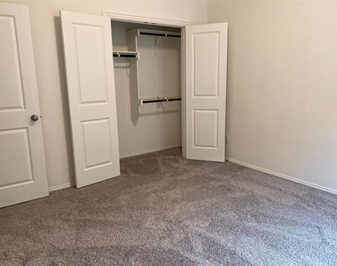 1309 Terrace View Dr - Photo Thumbnail 21