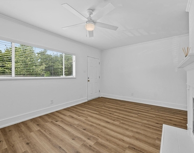 2401 Winsted Ln - Photo Thumbnail 5