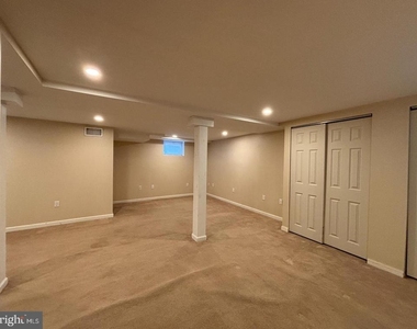 32 Pear Street - Photo Thumbnail 14
