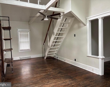 32 Pear Street - Photo Thumbnail 3