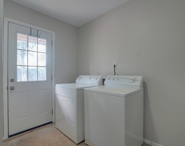 10110 Aspen St - Photo Thumbnail 18