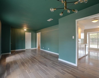 10110 Aspen St - Photo Thumbnail 17