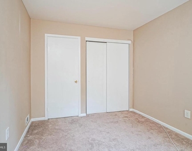 302 Kelly Cove - Photo Thumbnail 16