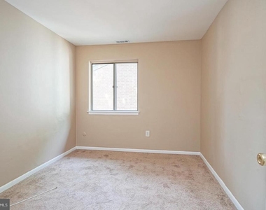 302 Kelly Cove - Photo Thumbnail 22