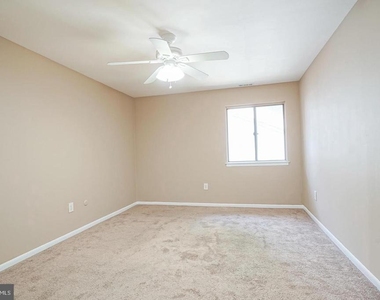 302 Kelly Cove - Photo Thumbnail 20