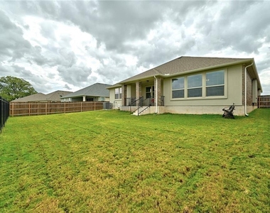 16500 Aventura Ave - Photo Thumbnail 19