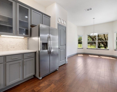338 Coventry Rd - Photo Thumbnail 12