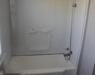 382 S Cleveland Avenue - Photo Thumbnail 5