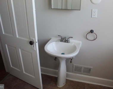 382 S Cleveland Avenue - Photo Thumbnail 6