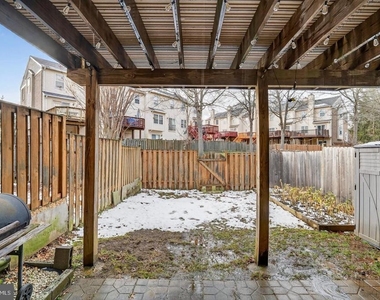 3818 Early Glow Lane - Photo Thumbnail 41