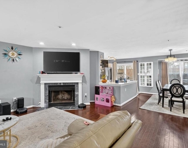 3818 Early Glow Lane - Photo Thumbnail 11