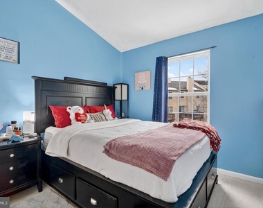 3818 Early Glow Lane - Photo Thumbnail 33