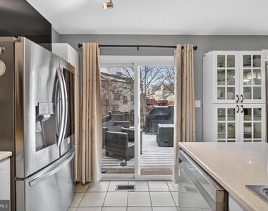 3818 Early Glow Lane - Photo Thumbnail 23