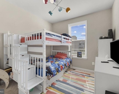 4922 Vista Glen Lane - Photo Thumbnail 14