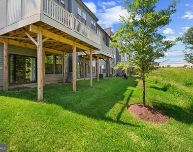 4922 Vista Glen Lane - Photo Thumbnail 24