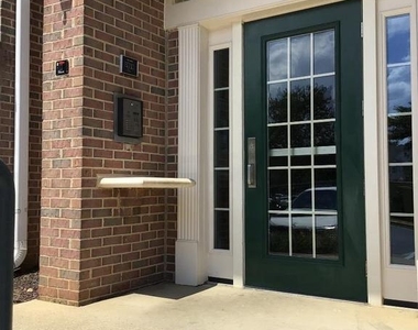 8941 Town Center Cir - Photo Thumbnail 26