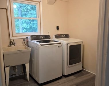 213 Biddle Road - Photo Thumbnail 28