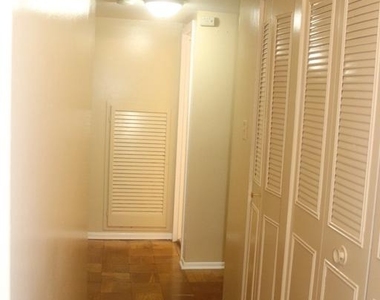 8657 Greenbelt Road - Photo Thumbnail 4