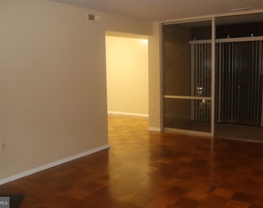 8657 Greenbelt Road - Photo Thumbnail 5
