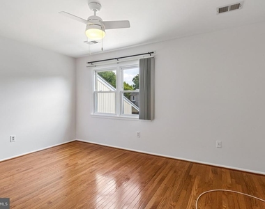 6409 Whitwell Court - Photo Thumbnail 9