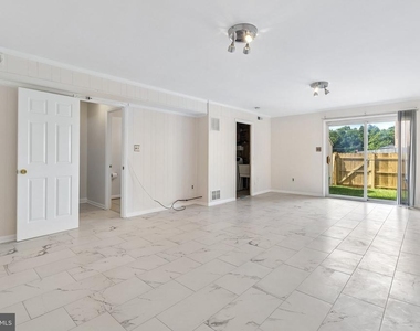 6409 Whitwell Court - Photo Thumbnail 19