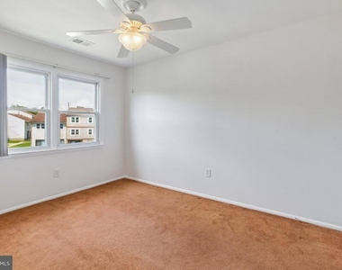 6409 Whitwell Court - Photo Thumbnail 11