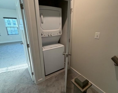 4906 Crest View Drive - Photo Thumbnail 17