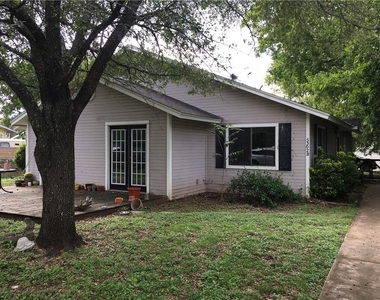 5302 Avenue G - Photo Thumbnail 1