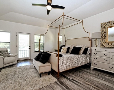 730 Vanguard St - Photo Thumbnail 16