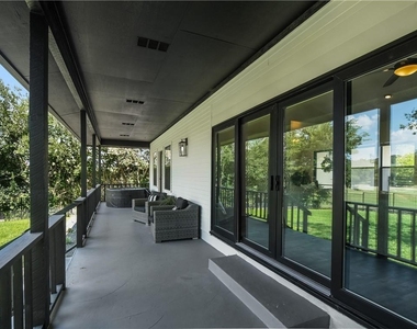 730 Vanguard St - Photo Thumbnail 11