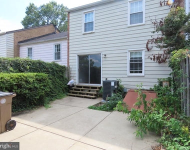 624 Northcliffe Drive - Photo Thumbnail 21