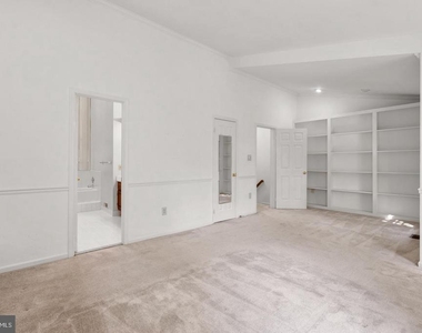 11017 Cedarwood Drive - Photo Thumbnail 15