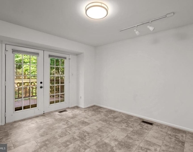 11017 Cedarwood Drive - Photo Thumbnail 10