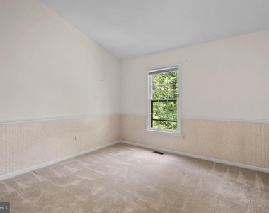 11017 Cedarwood Drive - Photo Thumbnail 21