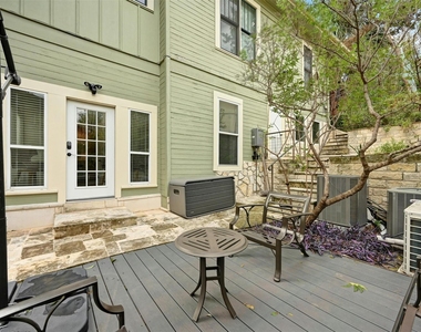 1301 Newning Ave - Photo Thumbnail 11