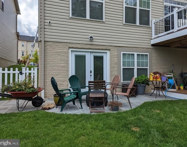 16216 Coolidge Avenue - Photo Thumbnail 1
