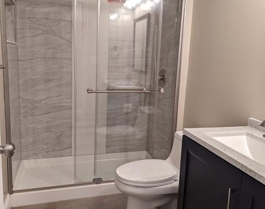 16216 Coolidge Avenue - Photo Thumbnail 7