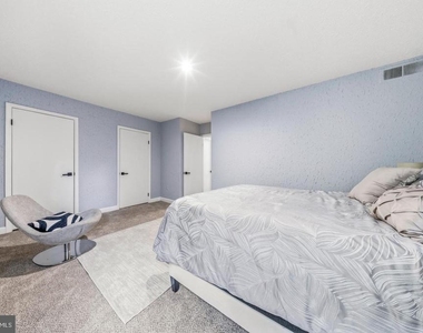 12307 Braxfield Court - Photo Thumbnail 24