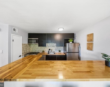 12307 Braxfield Court - Photo Thumbnail 11