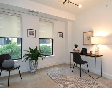 8302 Woodmont Avenue - Photo Thumbnail 14