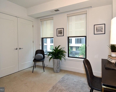 8302 Woodmont Avenue - Photo Thumbnail 15