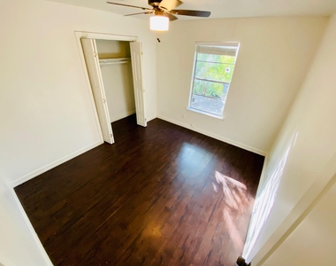 603 E Oltorf St - Photo Thumbnail 5